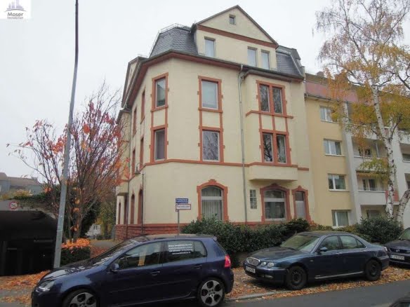 VERMIETET! Gemütliche 2 Zi Wohnung im Hochparterre geräumige Wohnküche – zentral in Heddernheim