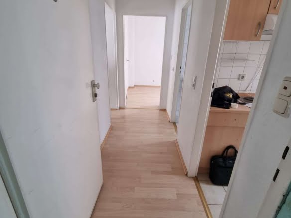 VERMIETET! Gemütliche 2 Zimmerwohnung mit Wannenbad – zentral in Rödelheim