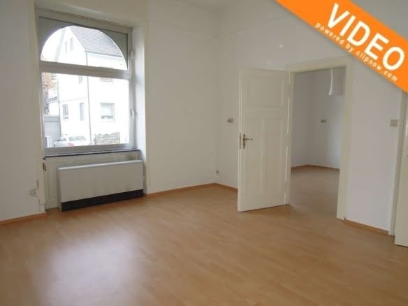 VERMIETET! Altbaucharme! Großzügige 2 Zimmerwohnung inkl. Wohnküche – ruhig in Rödelheim