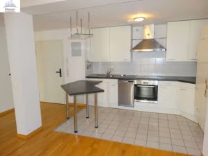 VERMIETET! 2 Zimmerwohnung mit Balkon + neuer offener Einbauküche – Bockenheim Top Lage