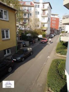 Möbliertes Wohnen auf Zeit! Top Nordend Lage! –  Großes + nagelneu möbliertes 1- Zimmer Studio mit großem Balkon