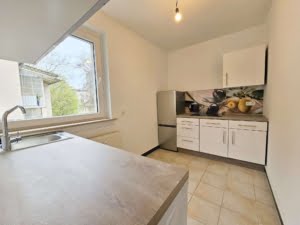 VERMIETET! Top Westendlage! Gemütliche, sonnige 2 Zimmerwohnung mit Balkon + Einbauküche inkl.