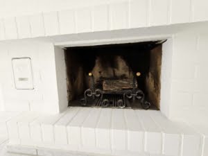 VERKAUFT! Große 4 Zimmer Terrassenwohnung + 2 Bäder + EBK + Kamin + Keller + Garage –