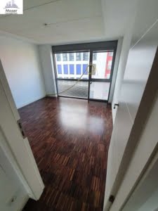 VERMIETET! Sonnige 2 Zimmer + Südbalkon inkl. Einbauküche – Sachsenhausen Südbahnhof