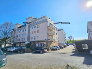VERKAUFT! Karben-Kloppenheim: Panoramablick in großer 3 Zimmer Penthousewohnung + Einzelgarage
