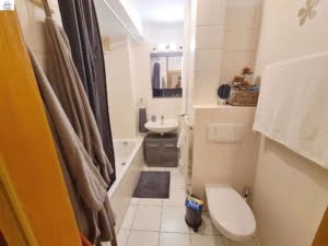 VERMIETET! Sachsenhäuser Lage am Schweizer Platz! Gemütliche 2 Zimmerwohnung mit EBK im 3. OG