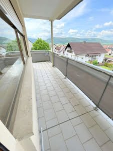 VERMIETET! Großzügige 3-Zimmerwohnung mit 2 Balkonen ruhige Lage in Großheubach