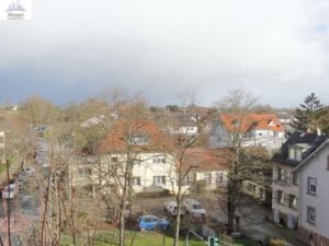VERMIETET! TopTaunusblick! Sonnige 2 Zimmer Terrassenwohnung inkl. Einbauküche in Bad Homburg