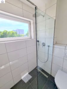 VERMIETET Was für ein Skylineblick neu saniert! Sonnige 3 Zimmerwhg. mit Balkon + EBK + neuem Bad