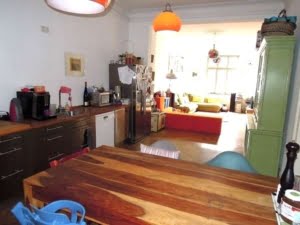 Vermietet! Wow! Altbaucharme pur! 4 Zimmer + Wohnküche + Balkon- top saniert