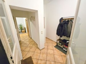 VERMIETET! Großzügig ! Gemütliche 1 Zimmerwohnung mit Wohnküche – zentral Sachsenhausen