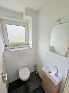 VERMIETET! Gemütliche 3 Zimmerwohnung mit großem Balkon in gepflegter Grünanlage in Bad Homburg
