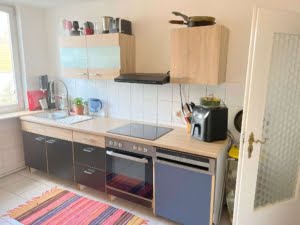VERMIETET!Altbaucharme mitten in Bornheim! Sonnige 4 Zimmer-Maisonette direkt auf der Berger Straße