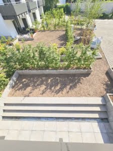 VERMIETET! Schick ! dieses nagelneue 4-Zimmer Townhouse mit Balkon + Terrasse – Offenbach