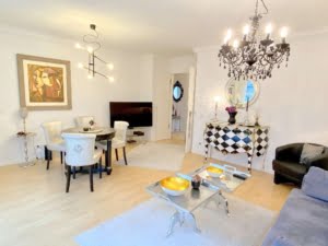 VERMIETET! Top Westend Lage! Charmant + Elegant! Voll möblierte 2 Zimmerwohnung mit 2 Balkonen