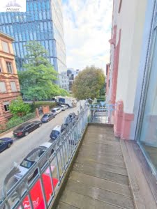 VERMIETET! TOP! Altbau im Westend ! Voll möblierte 2 Zimmerwohnung mit Balkon – min. für 9 Monate