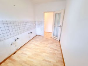VERMIETET! Sonnige 2 Zimmerwohnung mit Balkon – direkt am Kettler Krankenhaus