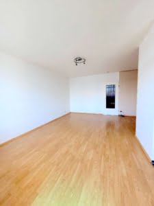 VERKAUFT! Sonniges 1-Zimmer Apartment- Balkon – ETW-Anlage in Frankfurt Nied