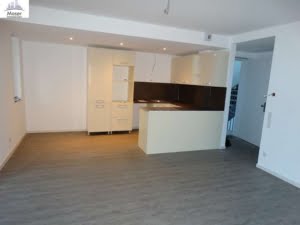 VERMIETET! NEUBAU 2017! Schicke 2- Zimmer Wohnung mit Balkon + Einbauküche – Niederroden