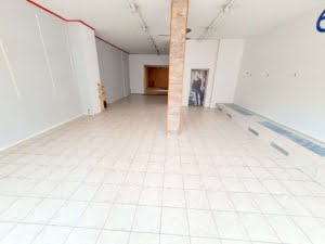 VERMIETET! Top Lage Nordend: Attraktive Ladenfläche + großer Keller ideal für Einzelhandel