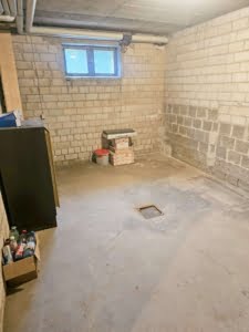 VERKAUFT! Große 4 Zimmer Terrassenwohnung + 2 Bäder + EBK + Kamin + Keller + Garage –
