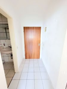 VERKAUFT! Sonniges 1-Zimmer Apartment- Balkon – ETW-Anlage in Frankfurt Nied