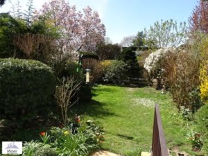 VERMIETET! Willkommen Zuhause – 4 Zimmer + Balkon + Terrasse + Garten – ruhig in FFM-Niederursel