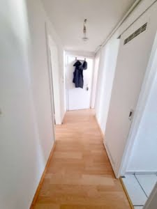 VERMIETET! Gemütliche 2-Zimmer Dachgeschoss Wohnung inkl. EBK – Top Nordendlage bei Berger Straße