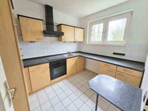 VERMIETET! Gemütliche 3 Zimmerwohnung mit großem Balkon in gepflegter Grünanlage in Bad Homburg