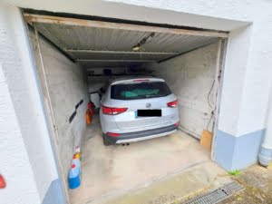 VERKAUFT! Kapitalanlage: gepflegtes MFH mit 5-6 Whg. + 1 Garage + Hof + Garten – zentrale Lage Bad Soden
