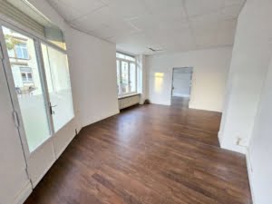 VERMIETET! Top Lage Nähe Schweizer Platz 2 Gewerberäume + Küche + WC – Büro/Praxis/Einzelhandel mgl.