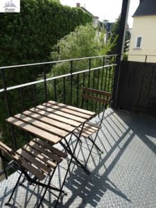 VERMIETET! Altbaucharme pur in Top Lage Sachsenhausen: 4 Zimmerwohnung mit Balkon + Parkett + EBK