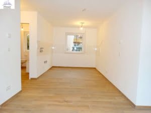 VERMIETET! Neubau2017! 4 Zimmer + 2 Balkone + 2 Bäder + Fußbodenheiz. -ruhig in Rödelheim