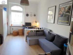 VERMIETET!Nagelneu in 2015!Tolle, große 3 Zimmer Altbauwohnung mit Balkon – ruhig in Sachsenhausen