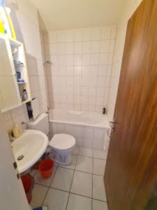 VERKAUFT! Vermietetes gemütliches 1-Zimmer Apartment mit Balkon – ETW-Anlage in Frankfurt Nied
