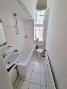 VERMIETET! Gemütliches 1 Zimmer-Appartment mit Wohnküche + Tageslichtbad – ruhig in Rödelheim