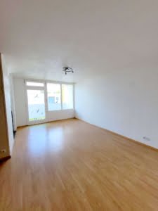 VERKAUFT! Sonniges 1-Zimmer Apartment- Balkon – ETW-Anlage in Frankfurt Nied
