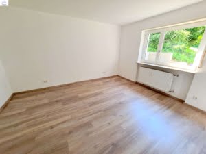 VERMIETET! Gemütliche 2-Zimmer Einliegerwohnung mit Terrasse in guter Lage am Karbener Hang