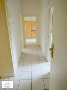 VERMIETET! Gemütliche 2 Zi Wohnung im Hochparterre geräumige Wohnküche – zentral in Heddernheim