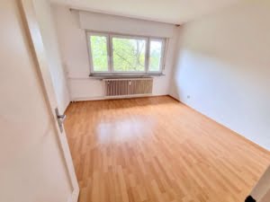 VERMIETET! Sonnige 2 Zimmerwohnung mit Balkon – direkt am Kettler Krankenhaus