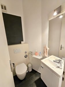 VERMIETET! Top Lage Nähe Schweizer Platz 2 Gewerberäume + Küche + WC – Büro/Praxis/Einzelhandel mgl.