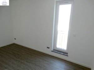 VERMIETET! Schicke Penthouse 3- Zimmer Wohnung mit Rund um Terrasse in ruhiger Lage Nieder Roden