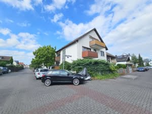 VERKAUFT! + Einzugsbereit! Große 3,5 Zimmerwhg mit Balkon plus Garage – top Lage Rumpenheim