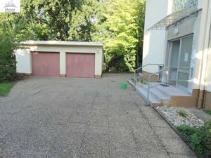 VERMIETET! Neu renoviert! 3-Zimmerwohnung mit 2 Balkonen + Wannenbad – ruhig in Bergen-Enkheim