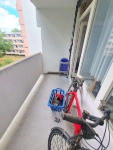 VERKAUFT! Vermietetes gemütliches 1-Zimmer Apartment mit Balkon – ETW-Anlage in Frankfurt Nied