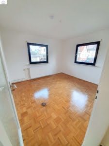 VERMIETET! neu saniert! Gemütliche 2 Zimmer Gartenwohnung im 2-Fam.Haus – zentral in Mühlheim