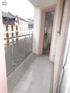 VERMIETET! Großzügige 1-Zimmerwohnung mit extra Wohnküche und Balkon – Top Lage Sachsenhausen