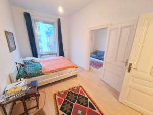 VERMIETET! Altbaucharme in Sachsenhausen: gemütliche 2 Zimmerwohnung mit Tageslichtbad