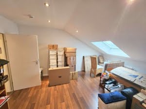 VERMIETET! Bezahlbar! Sonnige gemütliche 4 Zimmer – Dachgeschosswohnung – Top Lage Hofheim Kapellenberg