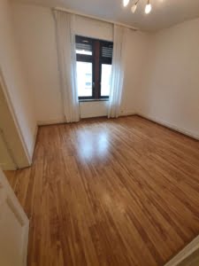 VERMIETET! Altbaucharme pur! Gemütliche 2 Zimmerwohnung mit Wohnküche in Alt-Eschersheim